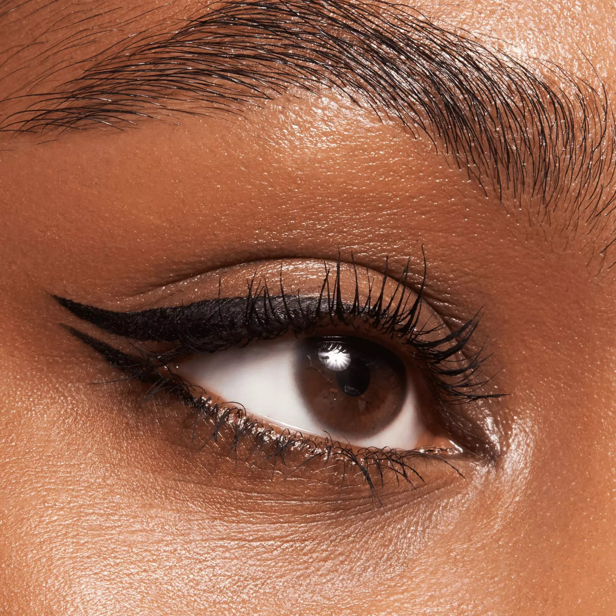 essence 24ever ink liner eyeliner longue tenue