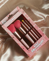 Get Bloomed makeup brushes