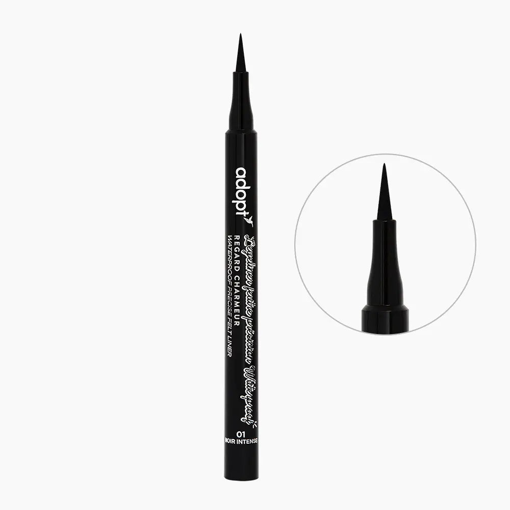 Adopt l’eyeliner feutre précision waterproof 01
