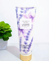 VICTORIA’S SECRET lotion parfumée à la lavende et à la vanille